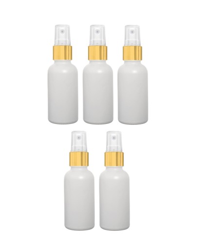 Przejdź do produktu Butelka szklana 50ml biała matowa z atomizerem złotym x5